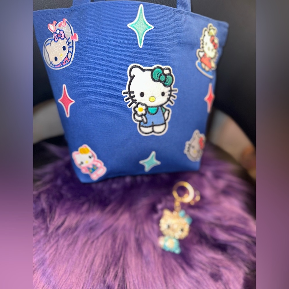 Hello Kitty Bundle NWOT - Picture 4 of 9